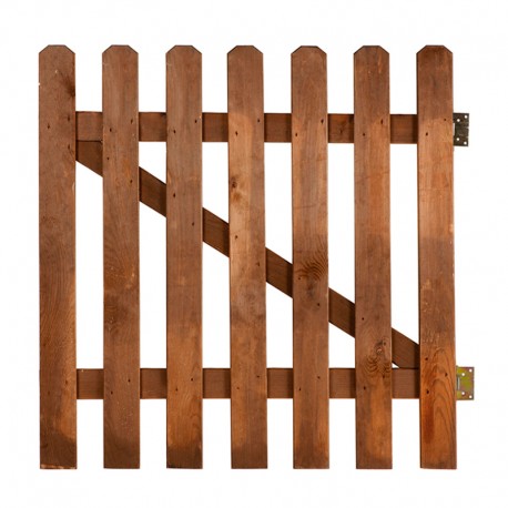 Puerta madera con herrajes valla Mustang