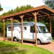 Cochera con techo de policarbonato Camping Car Forest Style