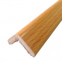 Cantonera lacada roble 30x30mm 2,60m