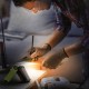 Foco LED de trabajo recargable con colgador 7,5W