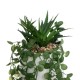 Planta colgante artificial con piedras en maceta de cemento