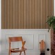 Papel pintado texturizado listones de madera oscura