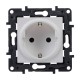 Base enchufe empotrable 2P + T Niloe Step Legrand