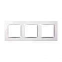 Marco triple para enchufe empotrable S-10