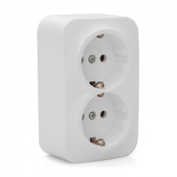 Base enchufe doble Schuko de superficie blanca 2P + TT 16A
