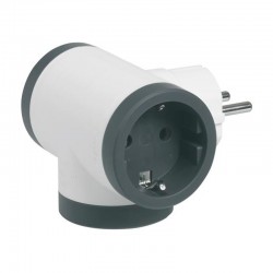 Adaptador triple Schuko lateral universal 16A 230V 3680W