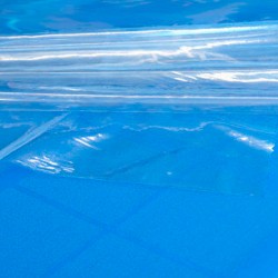 Mantel de plástico transparente al corte